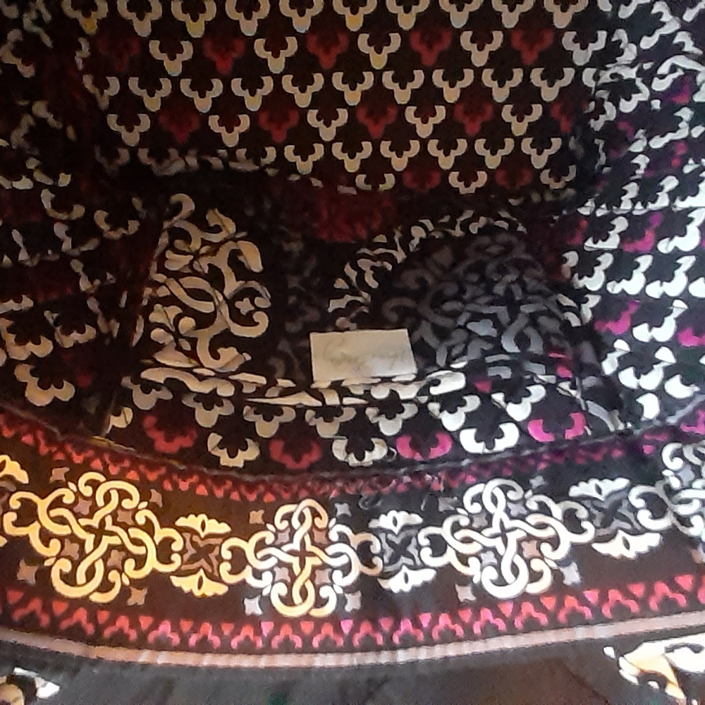 Vera Bradley - Picture 7 of 7